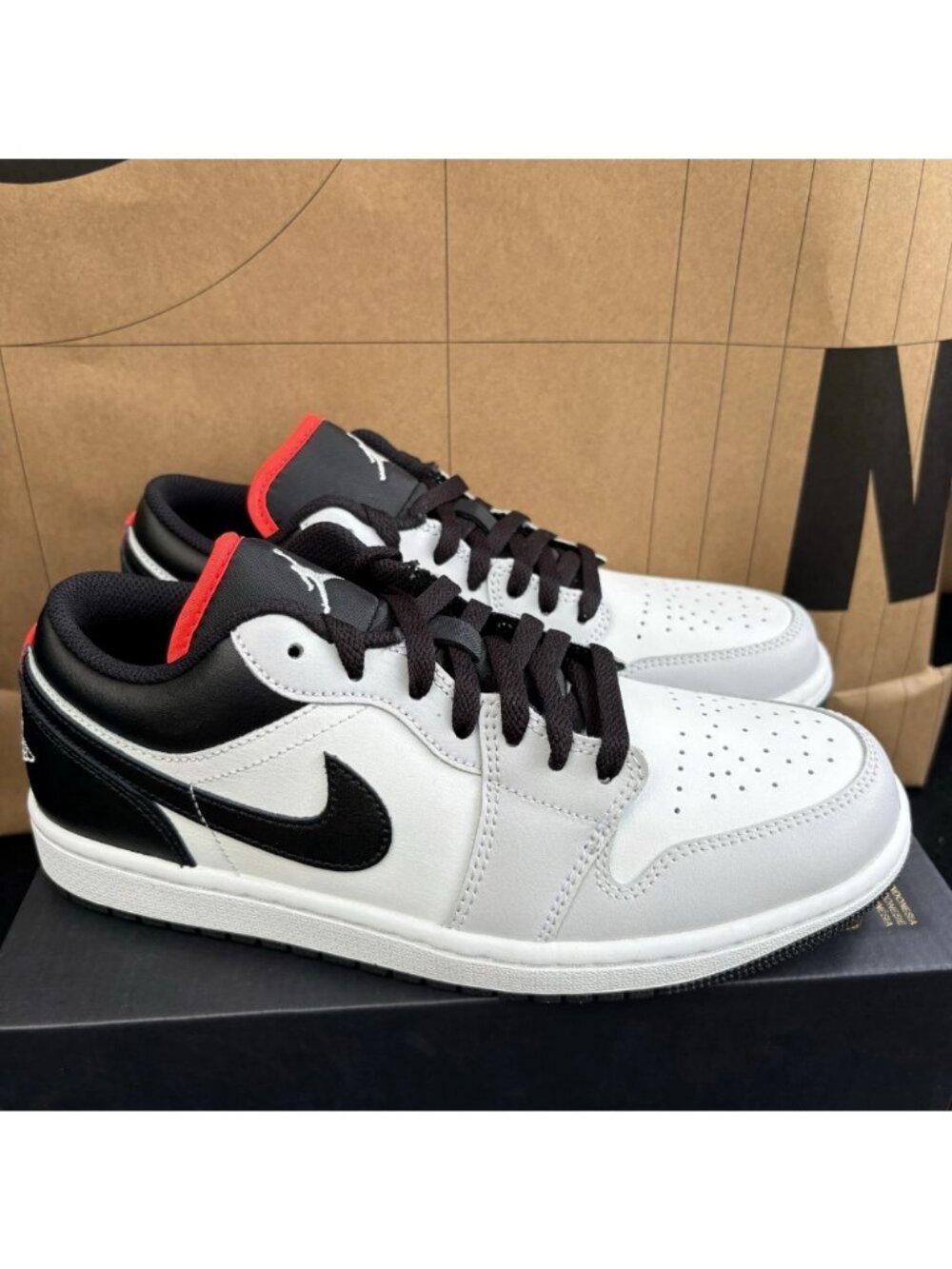 NEW Nike Air Jordan 1 Low "Neutral Grey" 553558-045 Men Size 9